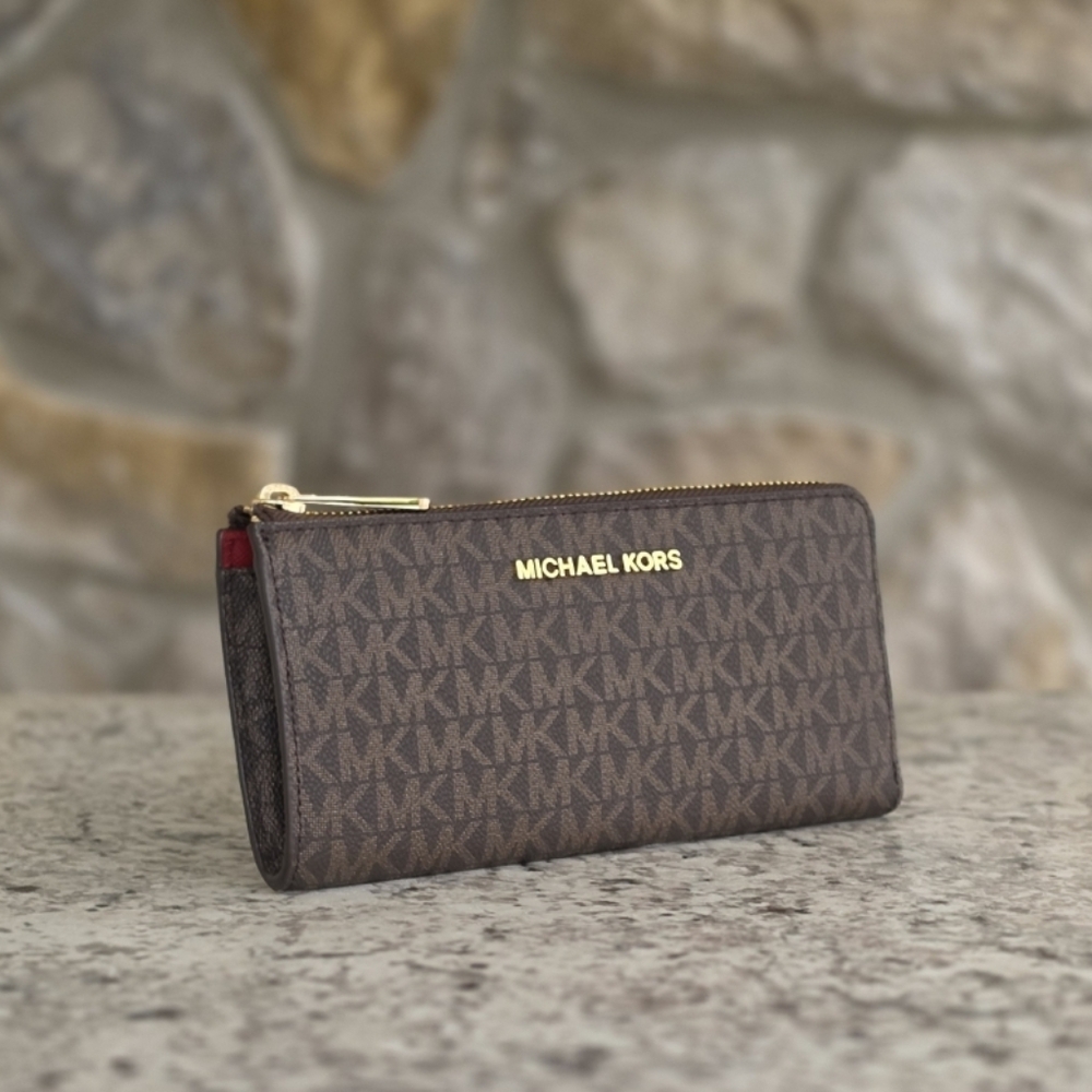 Michael Kors Jet Set Logo Large Brown Zip Wallet